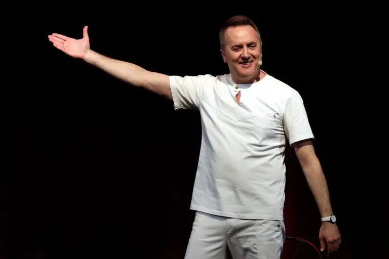 Tarik Filipović sa predstavom “Sex i glad” gostuje u Gradišci i Prijedoru