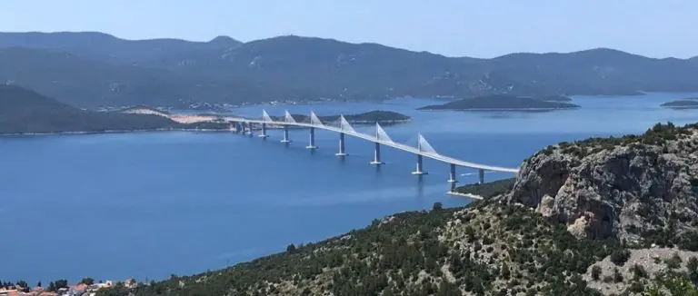 Dragan Markovina: Pelješki most neće riješiti prometnu izolaciju Dubrovnika. Racionalnije je bilo graditi autocestu iznad Neuma