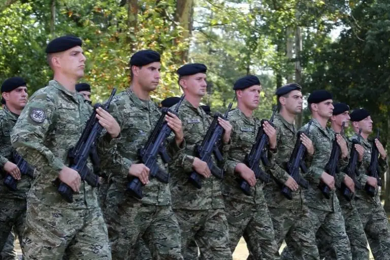 Ahatović za BUKU: Dolazak hrvatskih vojnika u BiH, mogao bi ukinuti Republiku Srpsku