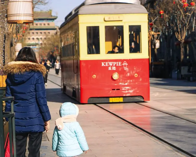 Kina zabrinuta zbog sve starijeg stanovništva, pokreće projekte za brak “novog doba”