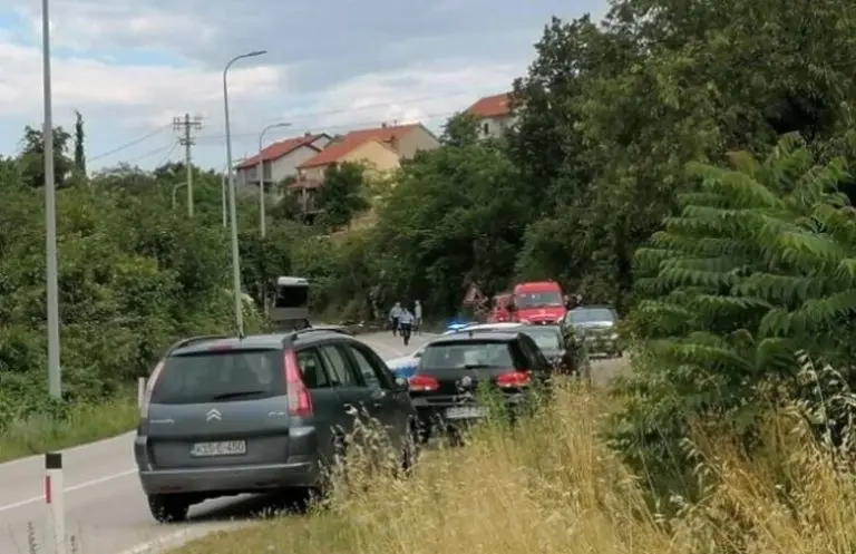 Teška saobraćajna nesreća kod Trebinja: Autobus udario u brdo, dvije osobe poginule