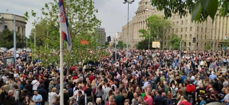Srbija: Najavljen štrajk prosvjetnih radnika i protest ispred Vlade