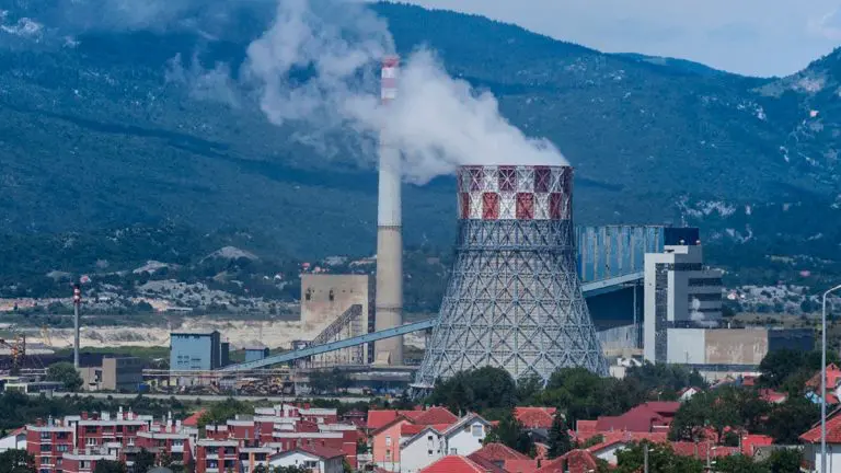 TE Gacko od ponoći obustavlja proizvodnju