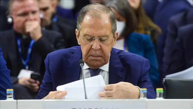 Lavrov u Skoplju, nakon izazovnog putovanja