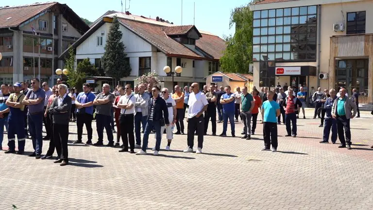 Protest u Ugljeviku: “Ne damo prirodna bogatstva”