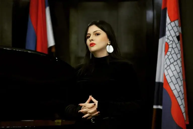 Nataša je završila dva fakulteta, radi od svoje 19. godine, a sada je otvorila i svoju školu: “Ozbiljan rad se uvijek isplati, ma gdje god da ste”