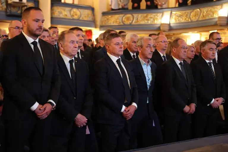 DRAGAN STOJKOVIĆ PIKSI: “Ulica u Beogradu biće nazvana po Ivici Osimu”