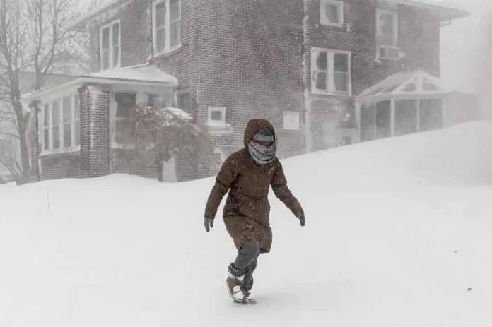 Udari vjetra, otkazani letovi, zatvorene firme i škole: U SAD-u temperature idu i do minus 45