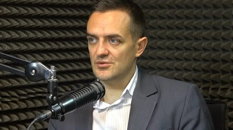 ODGOVOR KRATAK I JASAN: Nema opravdanja za dizanje cijena u BiH, najgore je držati novac u slamarici, ništa ne dobijate!