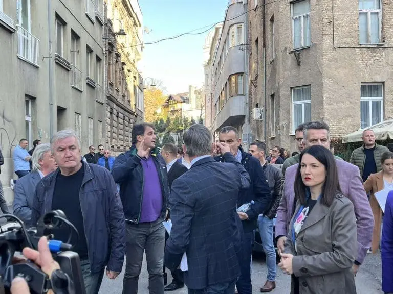 Jelena Trivić: Arnautović je sinoć ličio na falsifikovani glasački listić