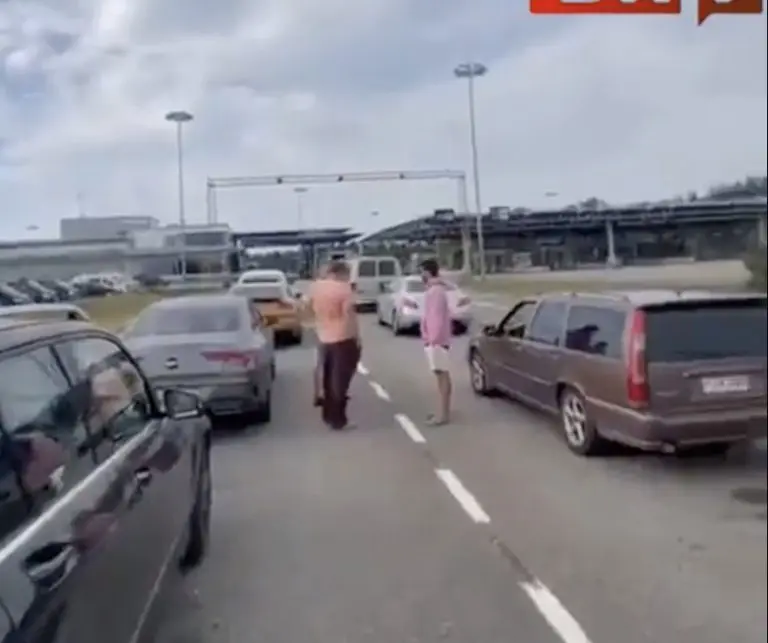 Rusi masovno bježe u Gruziju i Finsku