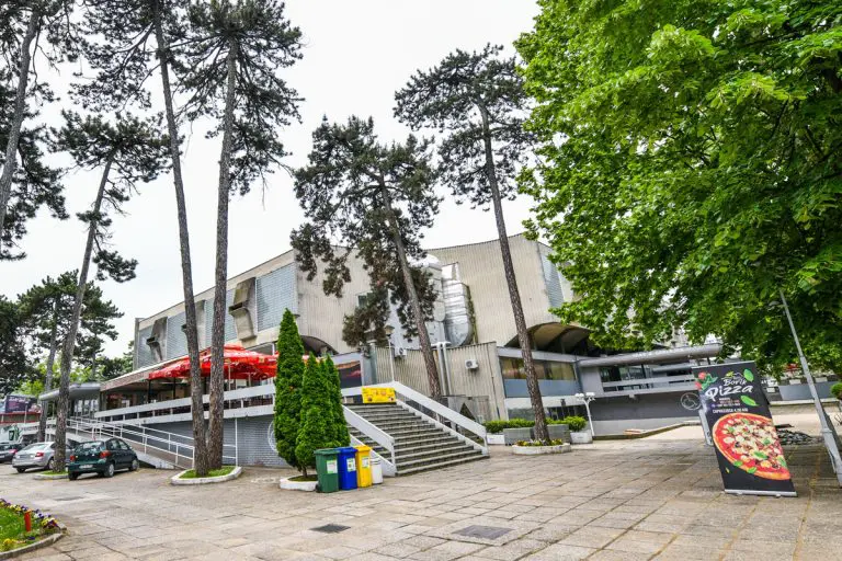 Radnici SC Borik i TOBL plaćaće 50 KM mjesečno rat Stanivukovića i SNSD-a