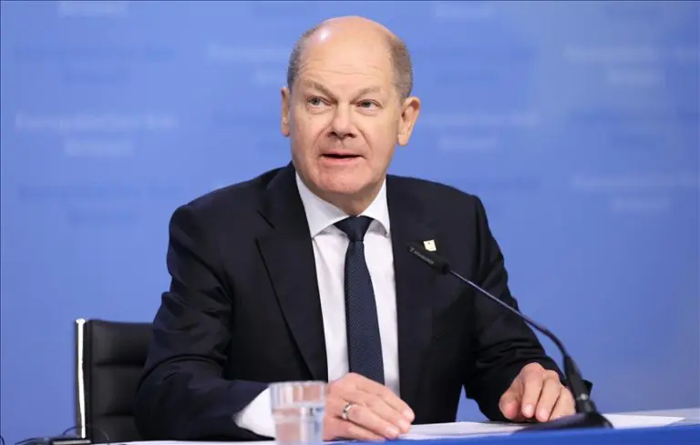 Otkriveno kako je “slomljen” Orban; Prišao mu je Šolc i rekao: Hajde malo na kafu