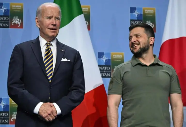 Kako je Biden ‘poklopio‘ i Zelenskog i upornog novinara: Kad će Ukrajina ući u NATO? Evo sad ću vam točno reći…