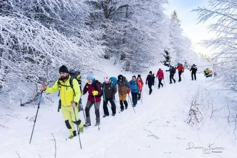 Memorijalni uspon na Bjelašnicu, sjećanje na planinare stradale u jednoj od najtežih tragedija