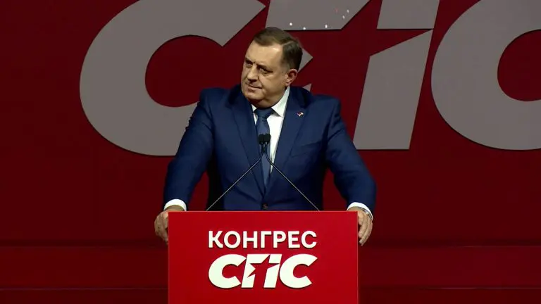 Dodik na kongresu SPS-a: Dolazi vrijeme nacionalnog i političkog okupljanja Srba