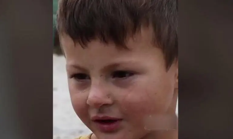 Pun kombi u subotu stiže malom Emiru koji je rasplakao region