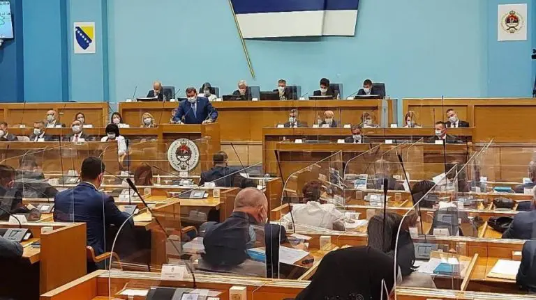 LOŠE NAM SE PIŠE! Svjetska banka pisala vlastima u BiH i dala prognozu šta će se desiti ako Republika Srpska prenese nadležnosti