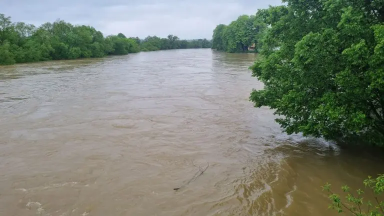 FHMZ BiH: Izdato upozorenje za moguće poplave za regije Bihać i Tuzla