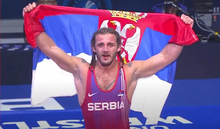 Pretukli ga šipkama, došao u Beograd i doni zemlji evropsko i svjetsko zlato