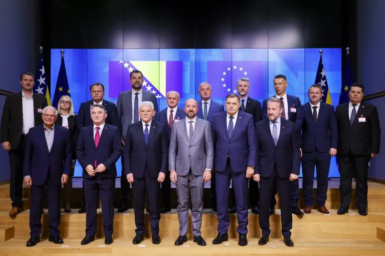 PRAVI CILJ SASTANKA U BRISELU: „Postoje dva načina kako će Mišel iskoristiti ovaj dokument, ima veze sa Ukrajinom ali sve ostaje otvoreno…“