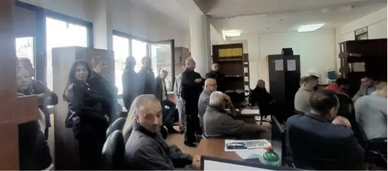 Srušena zgrada opštine u Doboju, građani negoduju