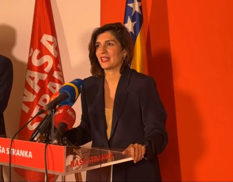 Sabina Ćudić: Režim je pao!
