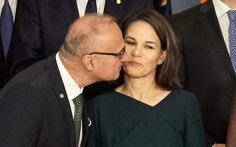 Boris Dežulović: Samo jednom se ljubi