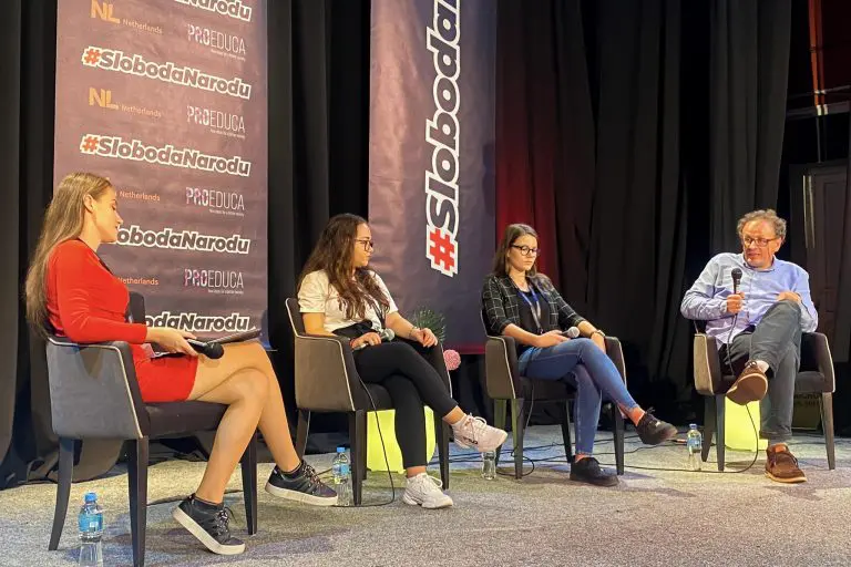 U Tuzli počeo festival Sloboda narodu
