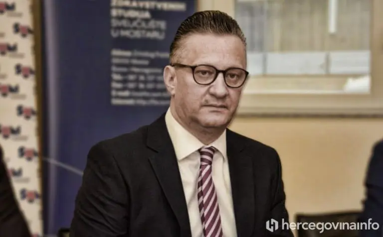 ZA 395 DOLARA Sertifikati kojima se hvali Sveučilište u Mostaru kupuju se putem interneta