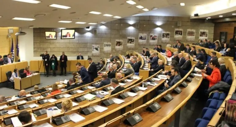 Potpisi za Nikšića još nisu skupljeni: SBiH i NES čekaju da se finalizira i potpiše program buduće vlade