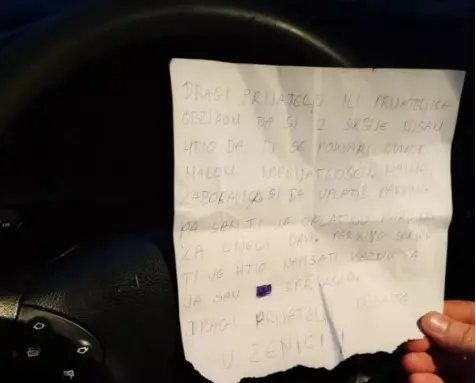 Beograđani šetali po Zenici, pa ih dočekala zanimljiva poruka na automobilu