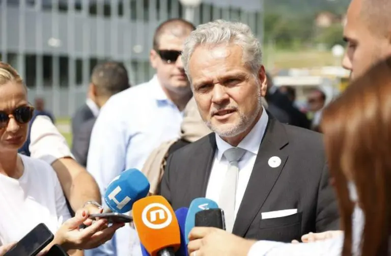 Sattler: Dešavanja u Srebrenici najmračnije poglavlje prošlog stoljeća na evropskom kontinentu