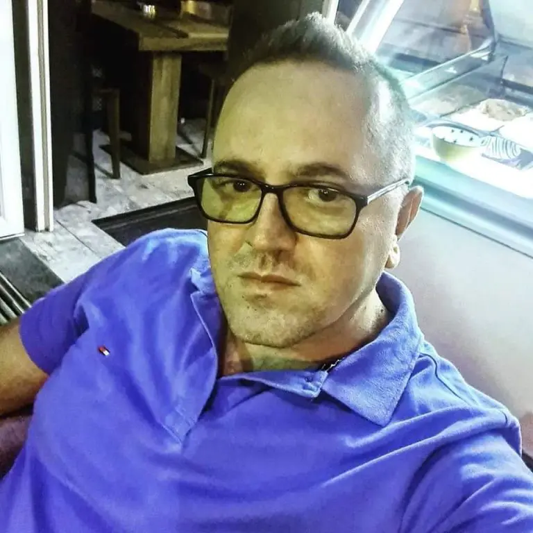 Ramiz Artuković iz Tešnja odbio raditi za 500 KM dnevno!, dao otkaz i osnovao svoju firmu. Nagovorila ga – vlastita žena