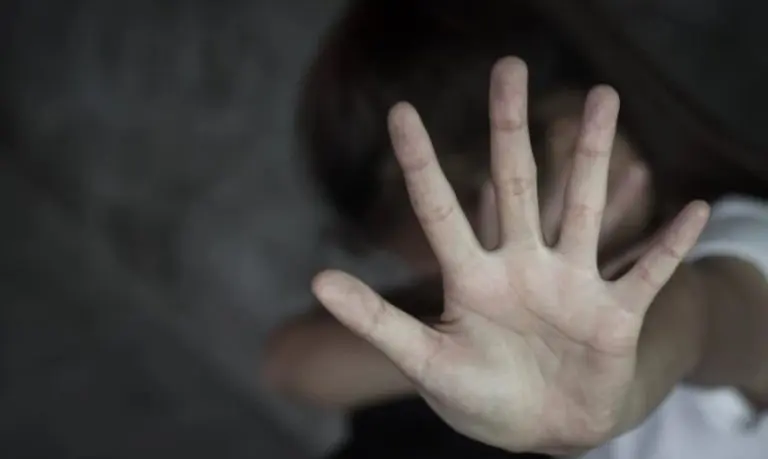 Hoće li počinioci nasilja nad ženama na Balkanu nositi elektronske narukvice kojima bi ih pratili i policija i žrtve?