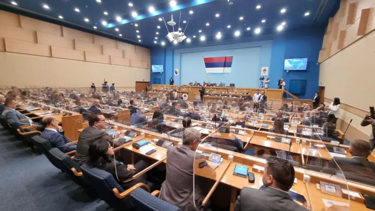 NSRS usvojila Zakon o nepokretnosti, kao i izmjene zakona o RUGIP-u koji knjiži državnu imovinu na entitet