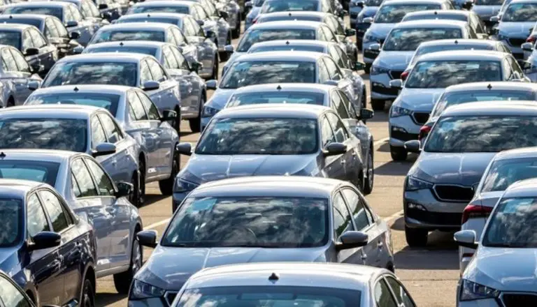 Veliko poskupljenje auta: “Ljudi mobilni plaćaju 2000 eura, nema više auta za 15”
