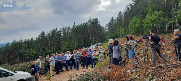 Klix: Stanovnici Foče iz oba entiteta protiv gradnje deponije u Pauncima: Ovaj zločin nećemo dozvoliti