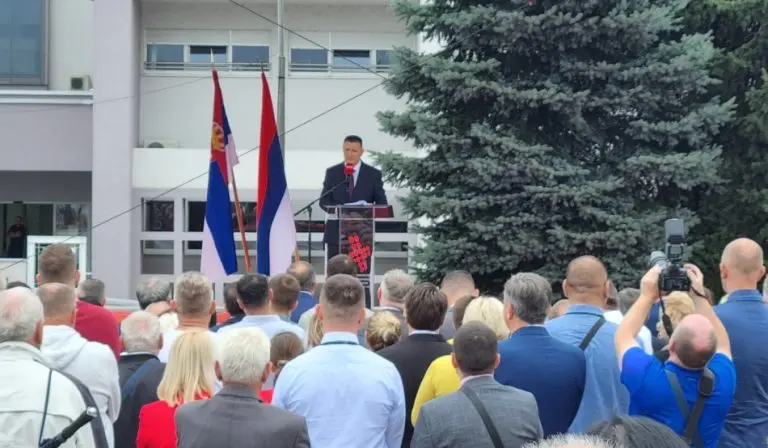 Đajić na otvaranju Klinike za kardiohirurgiju: Mi kardiohirurgiju, oni fontanu