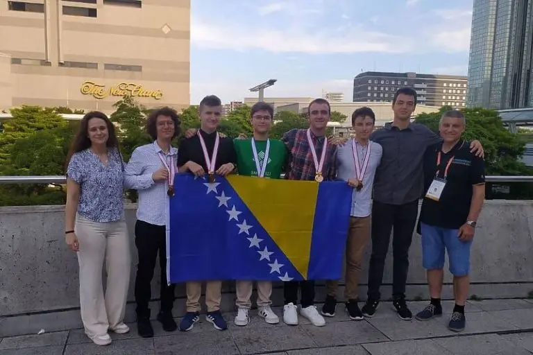 NAJBOLJI REZULTAT U ISTORIJI BIH: Mladi banjalučki matematičar Andrej Krčmar osvojio srebro na Olimpijadi u Japanu