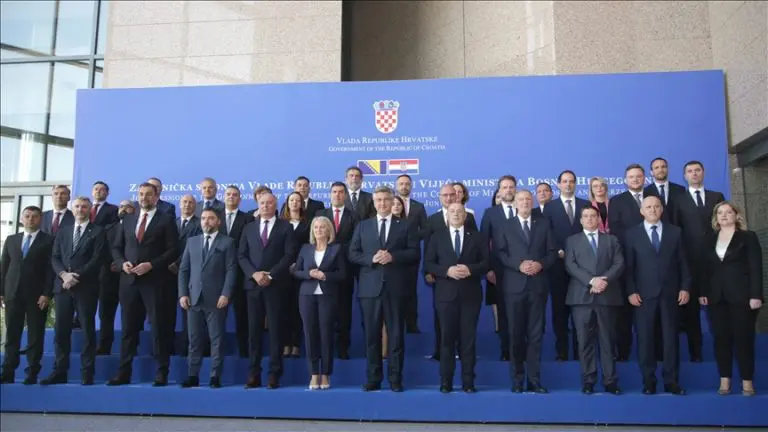 Političari pola rečenice posvetili Trgovskoj gori