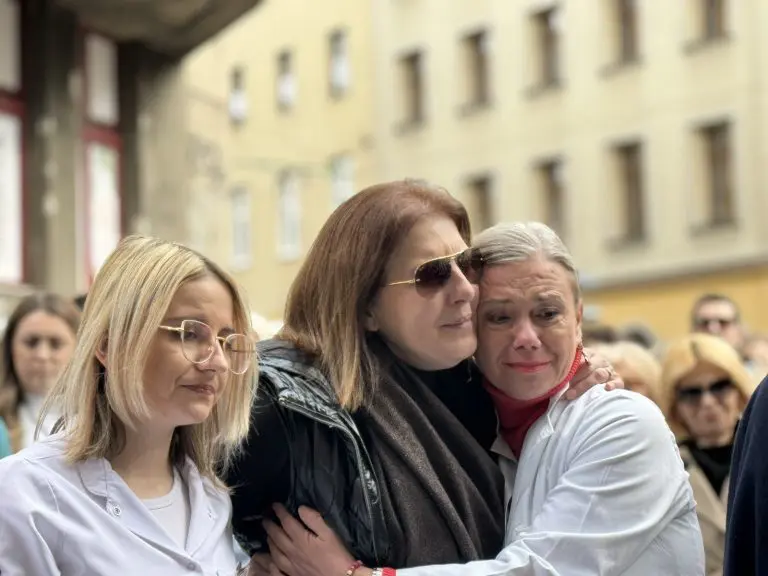 Azra i Alma su opomena da nas bahati vozači moraju prestati ubijati na pješačkim prelazima i trotoarima