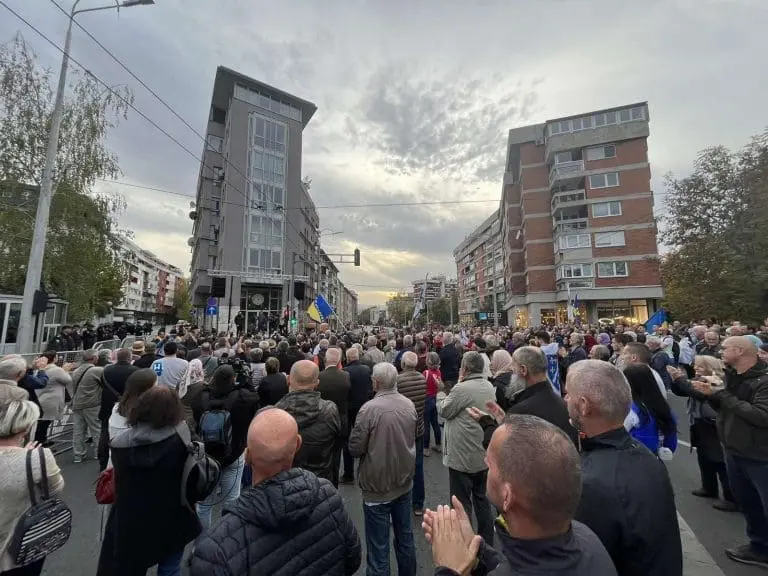 Građani pred OHR-om tražili da Schmidt povuče nametnute izmjene Izbornog zakona