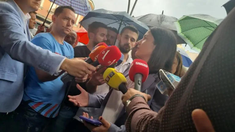 „Resurs vrijedan milijarde maraka daje se za siću, nekakvoj fantomskoj firmi”