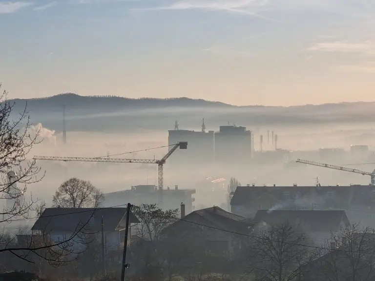 Građani Evropske unije mogu da tuže državu zbog zagađenja vazduha. A mi ne možemo