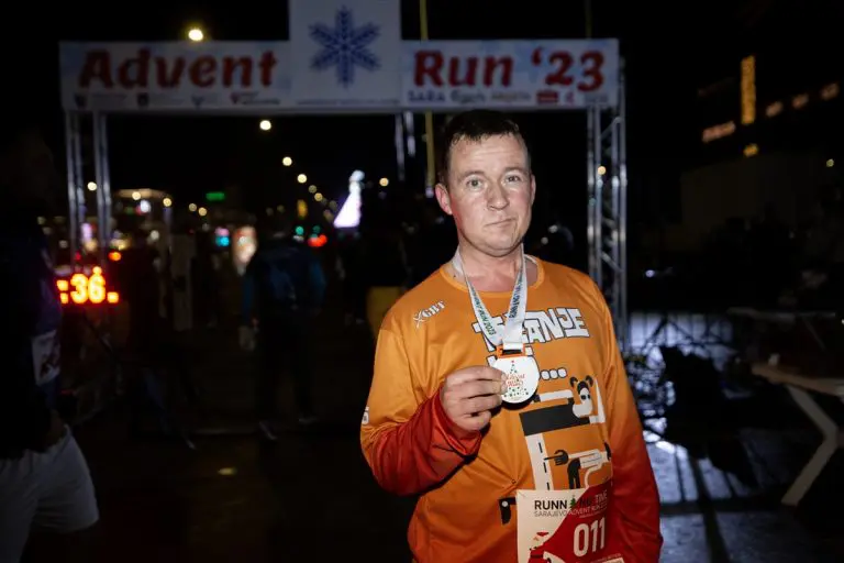 Bosanac Zlatan Alagić ruši barijere: Uprkos invaliditetu trči maratone i pomaže drugima