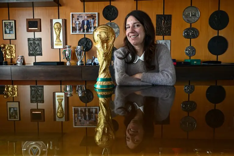 U ovoj fabrici se već 50 godina proizvodi jedan od najpoznatijih predmeta na planeti