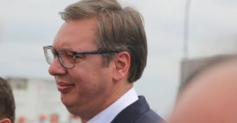 Poslanik u Bundestagu: “Vučić neće rizikovati saradnju sa EU, okrenuće leđa Rusiji”