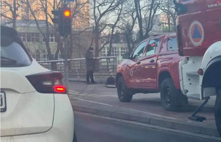 Građani prijavili da u koritu Miljacke se nalazi tijelo