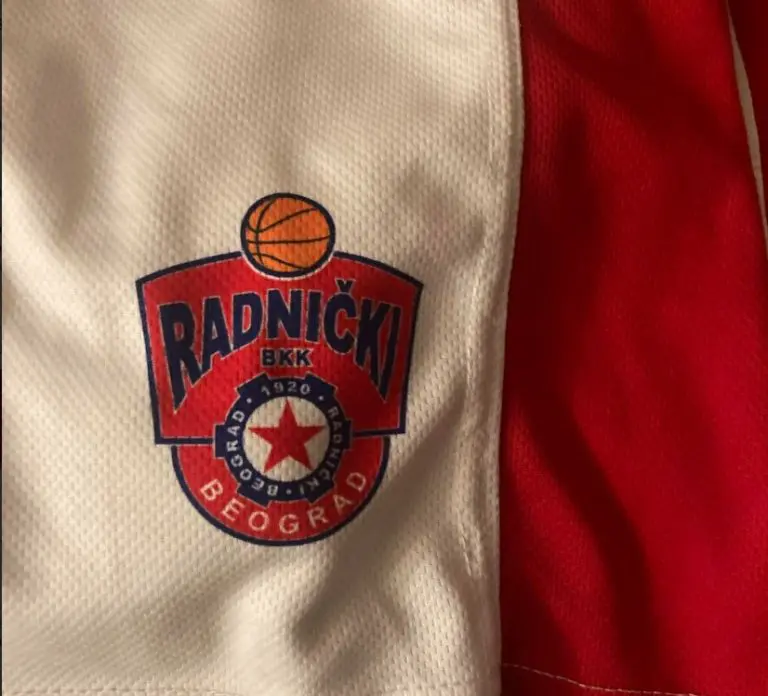 Oguman: Radnički ili bajka sa Krsta